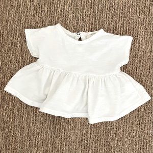 1 + IN THE FAMILY PETRA TOP | Flouncy white baby t-shirt | 6m